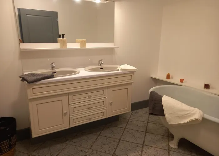 Du Chateau De Lestang